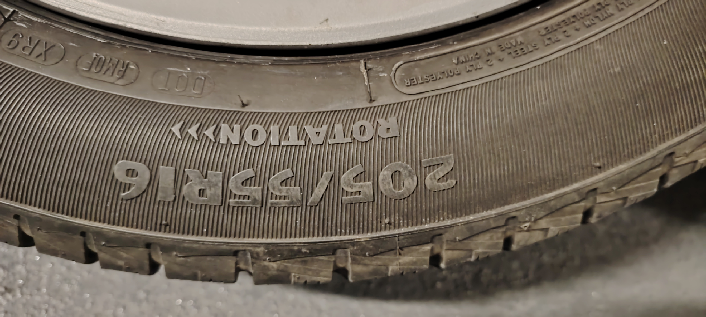4 pcs Motomaster Winter Edge Tires with OEM Honda Magwheels - photo 5