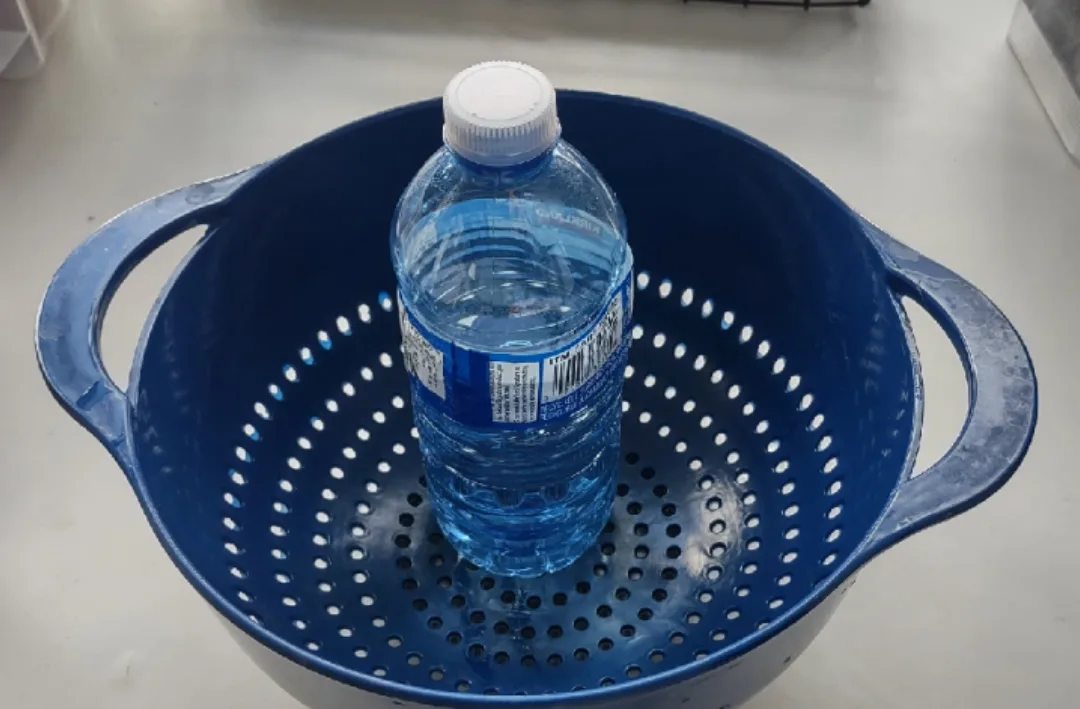 Blue Plastic Colander thumbnail