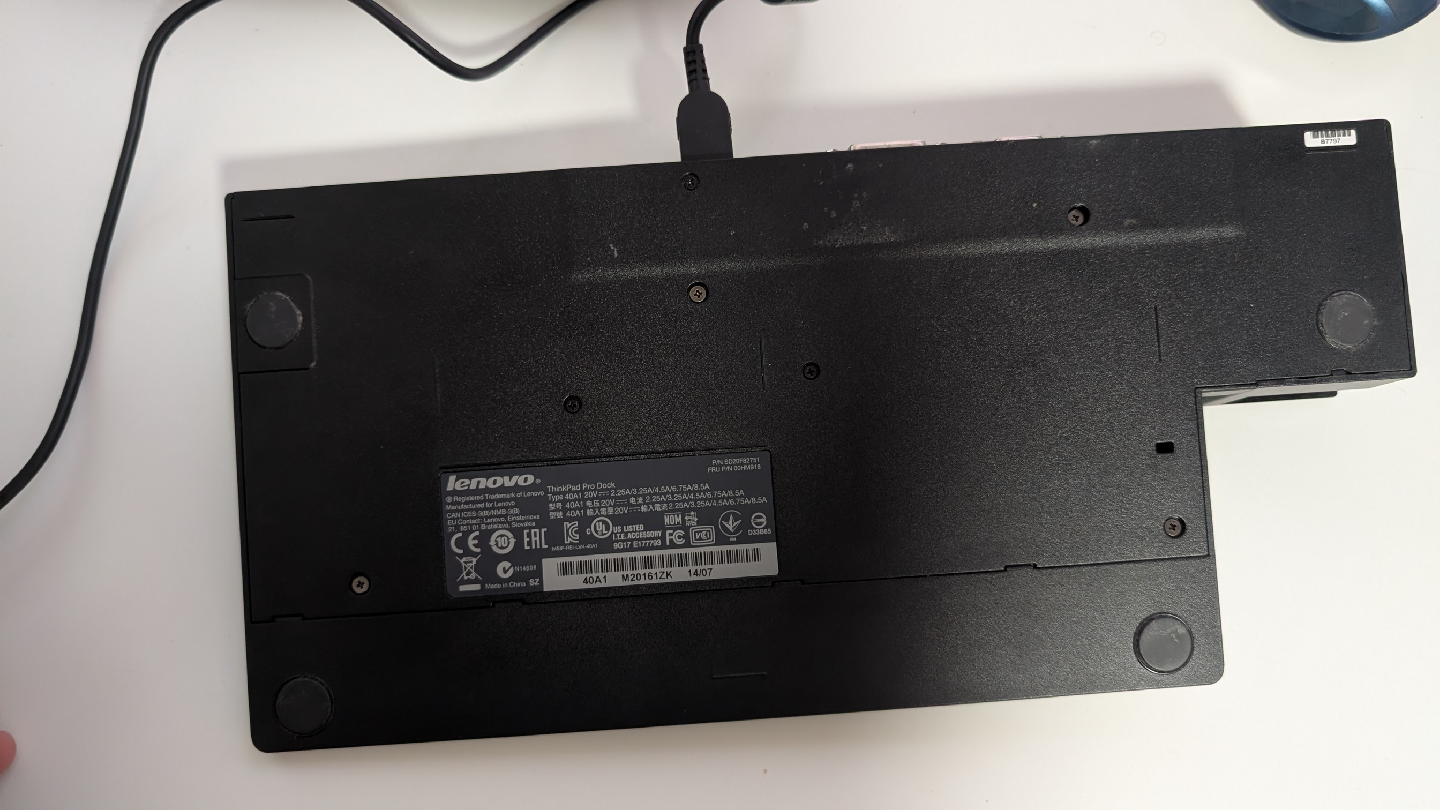 Lenovo ThinkPad Pro Dock with Charger - photo 3