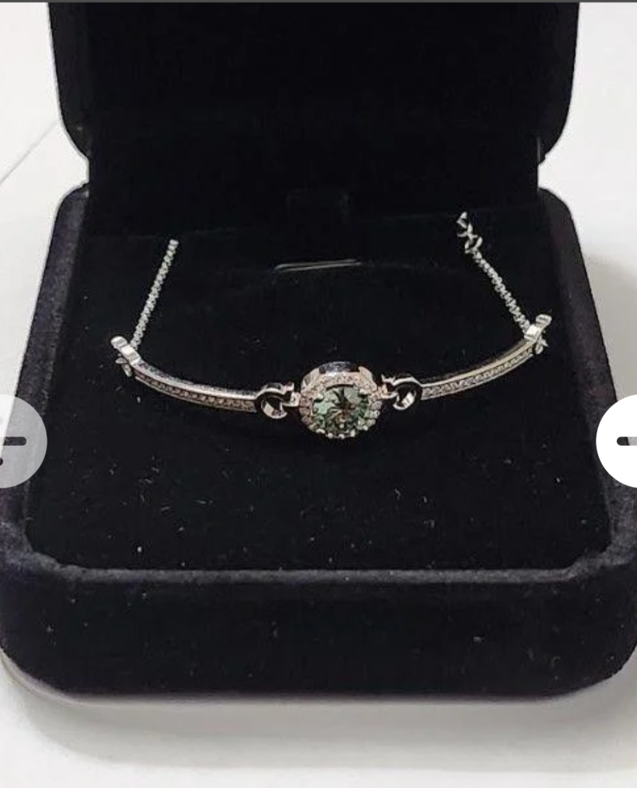 Appraisal (1.7ct Lt )Green Moissanite Bracelets