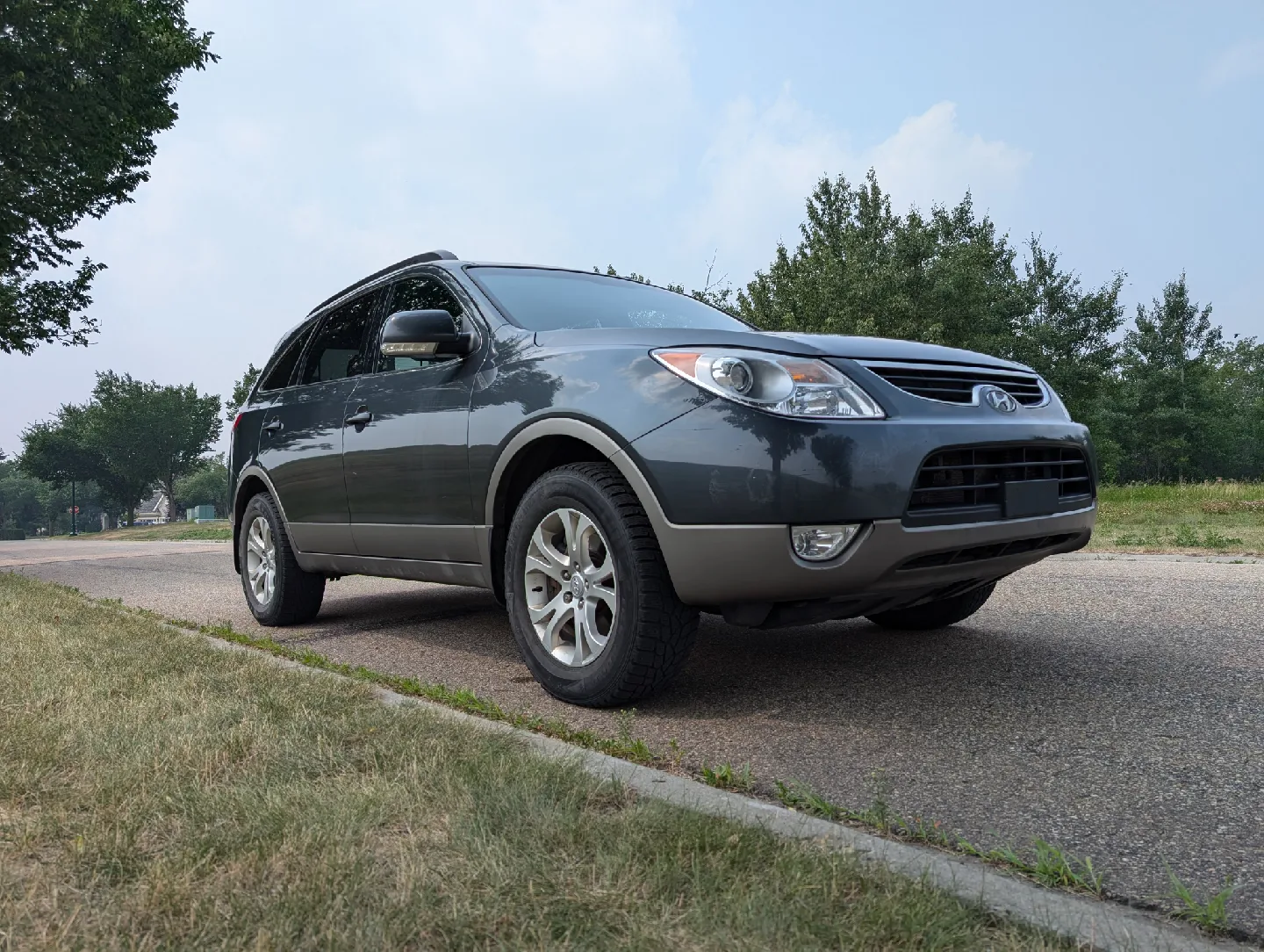 Hyundai Veracruz SUV image indicator(2)