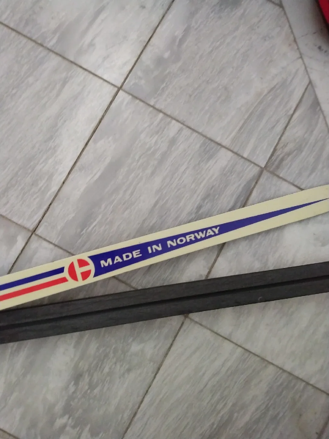 Vintage Troll-Ski 540 Skis - Made in Norway image indicator(2)