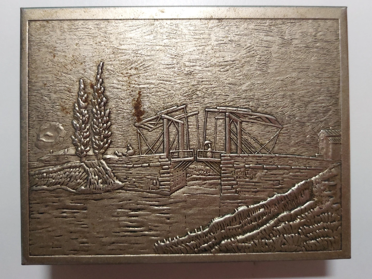 Vintage Tin/Pewter Trinket box