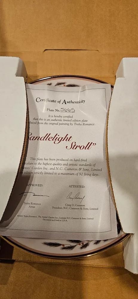 Candlelight Stroll Collector Plate image indicator(2)