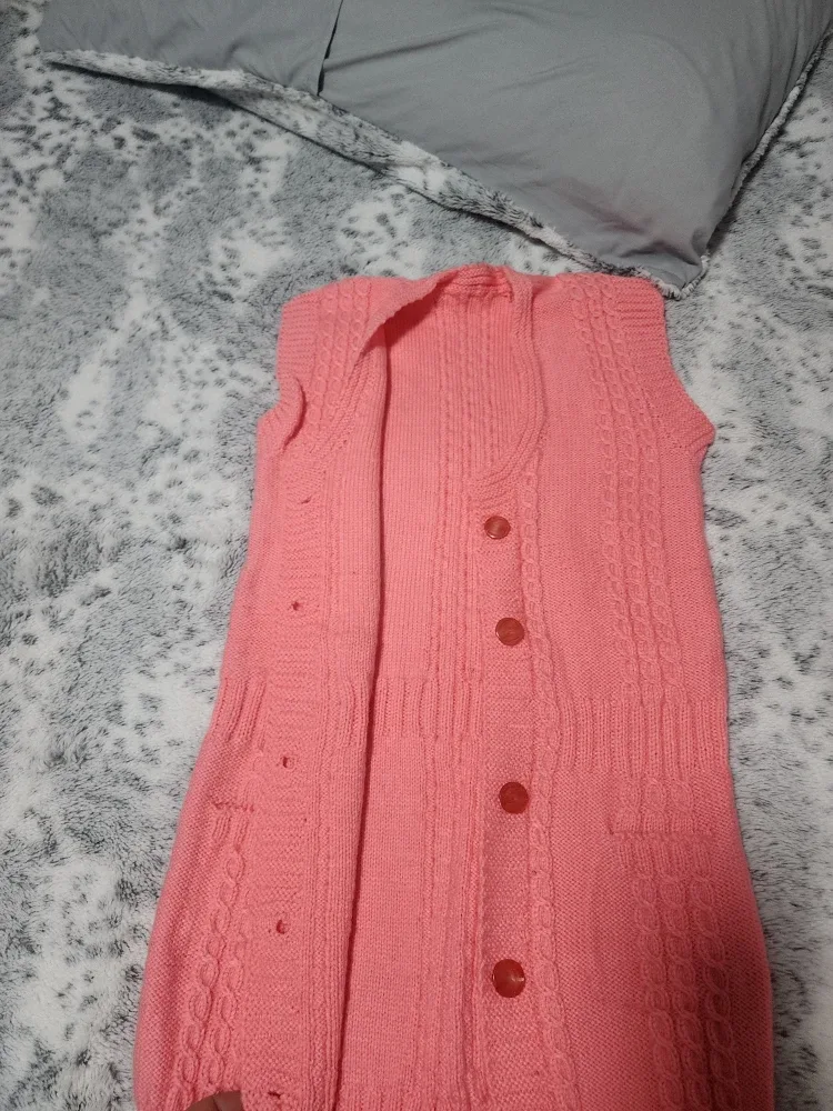 Pink Knitted Sleeveless CROSHET Cardigan image indicator(4)