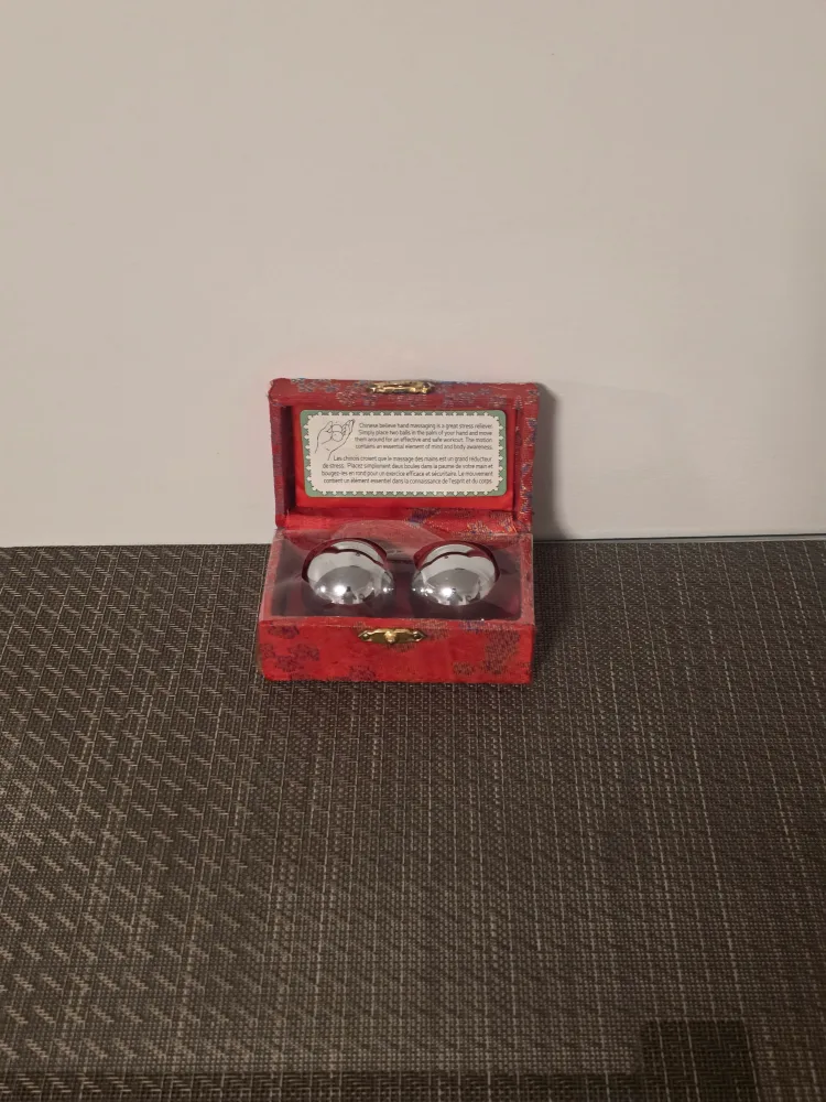 Chinese Baoding Hand Massaging Balls w/ Box image indicator(4)