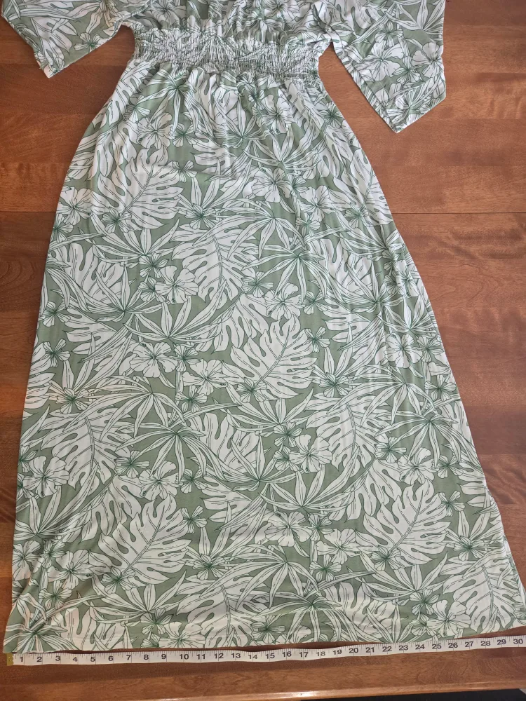Green & White Leaf Print Maxi Dress thumbnail