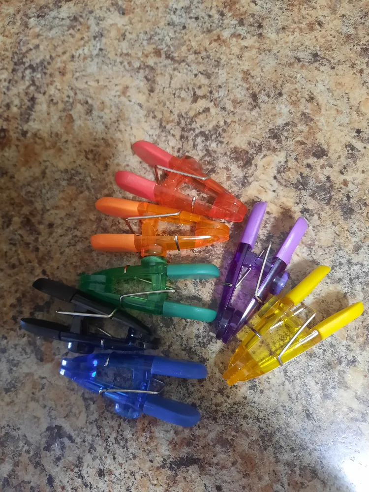 Assorted Colourful bag clips pick up only thumbnail