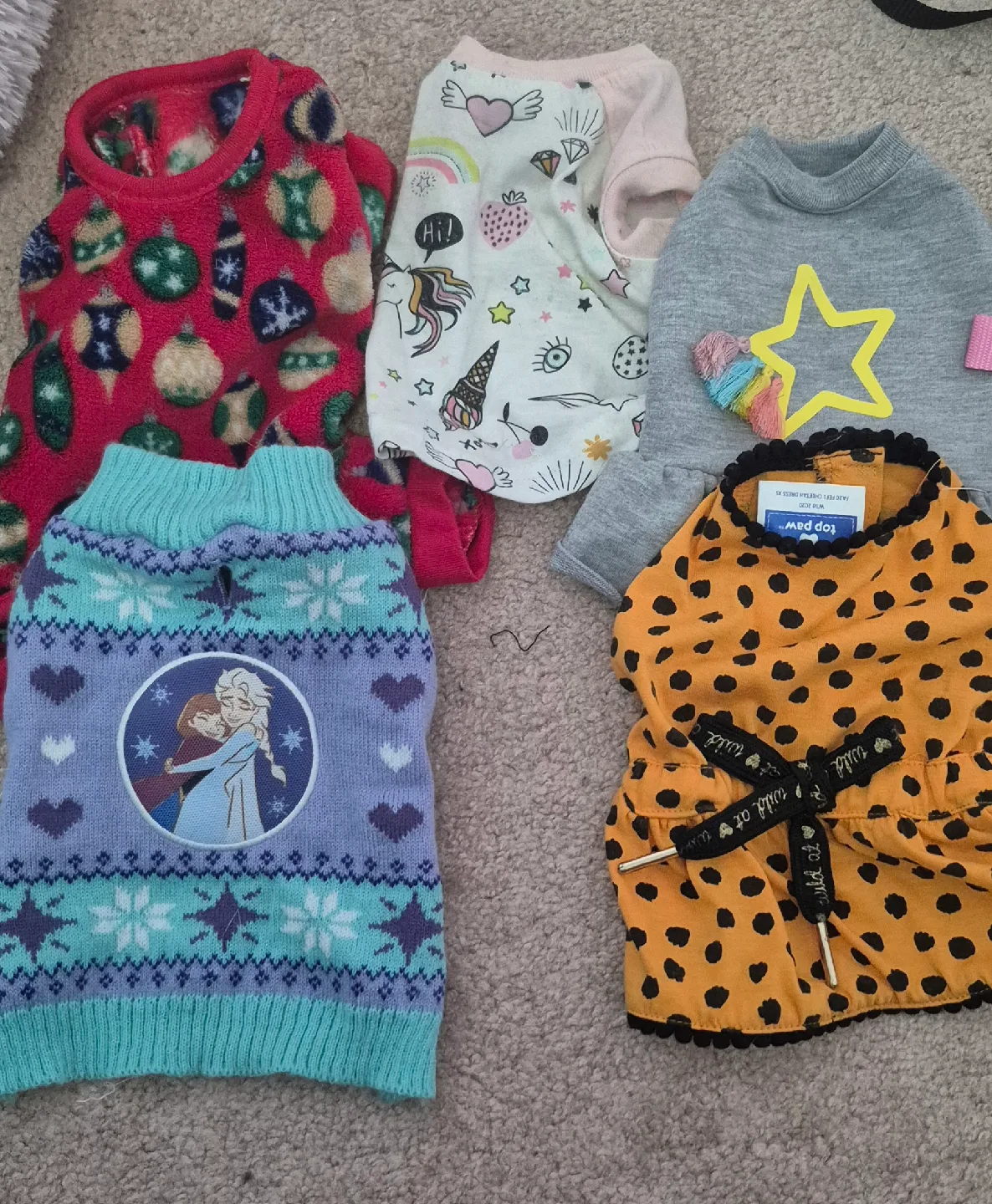 Cat Collars, Harnesses, Toys & Bed image indicator(2)