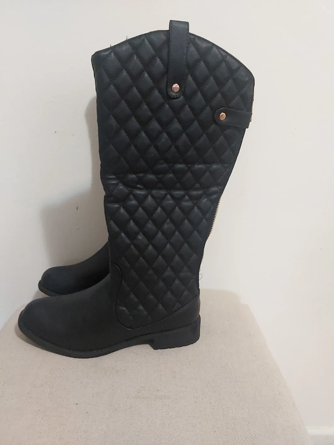 Black Quilted Riding Boots, Size 7.5 image indicator(4)