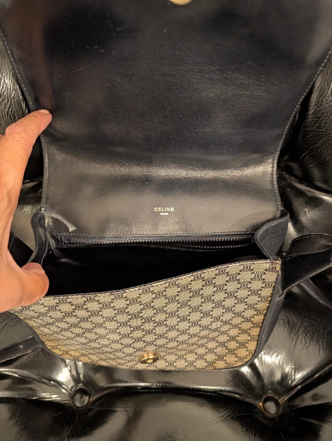 Celine Paris Crossbody Bag image indicator(3)