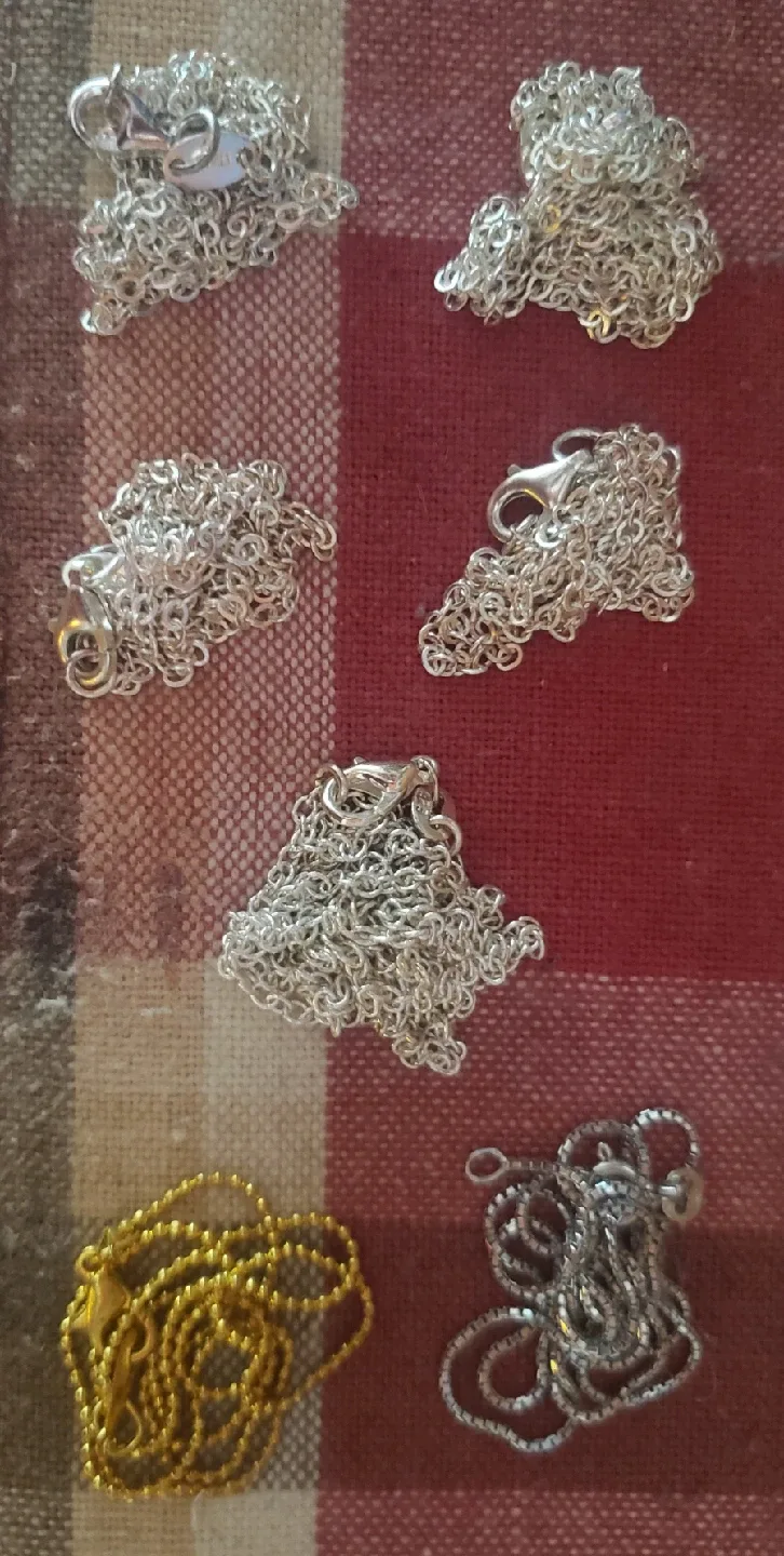 Assorted Silver & Gold Tone Necklaces thumbnail