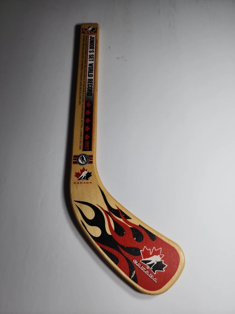 Junior's Set World Record Hockey Stick
