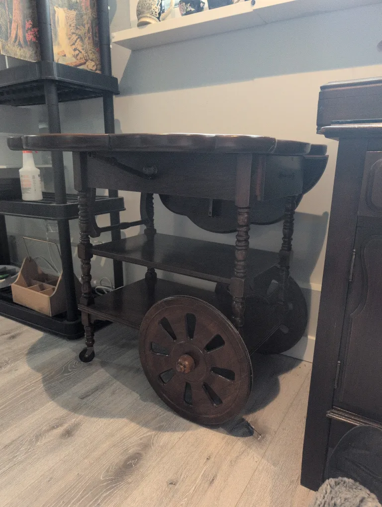 Vintage Dark Wood Tea Cart image indicator(3)