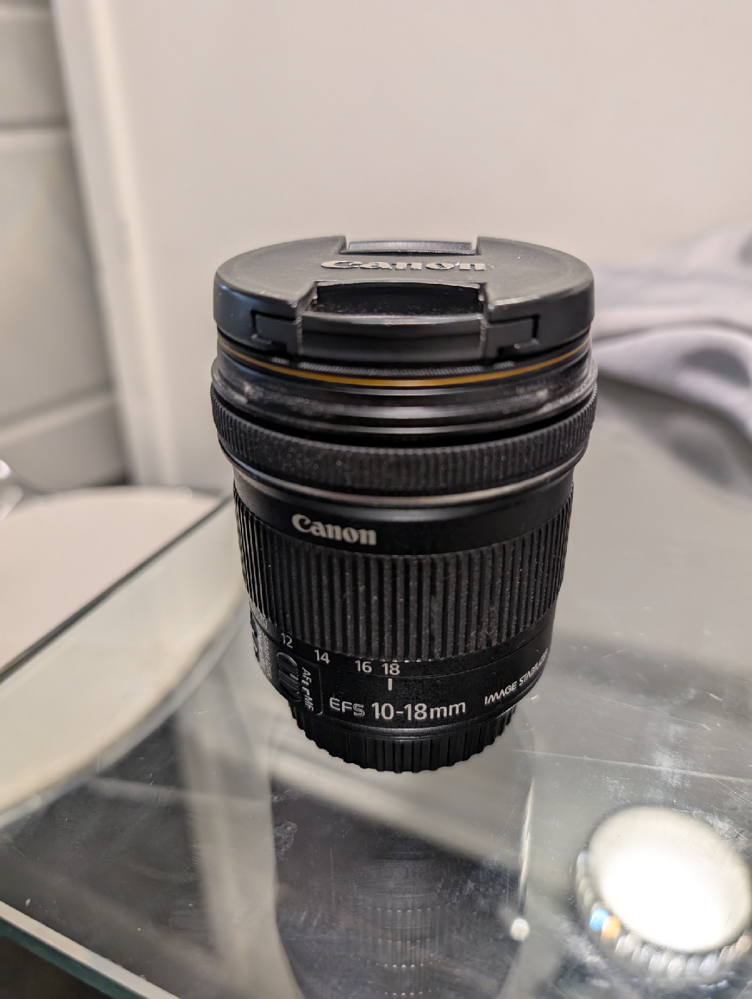 Canon EF-S 10-18mm f/4.5-5.6 IS STM Lens + UV Filter + lens hood - photo 2