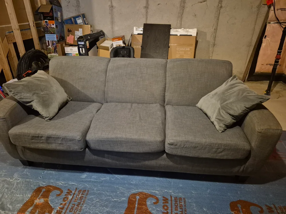 Grey Three-Seat Sofa image indicator(4)