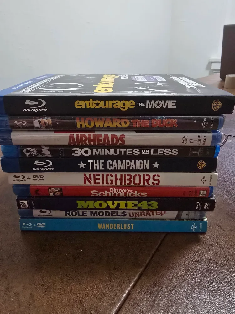 Blu-ray Movie Collection: Entourage, Neighbors, and More! image indicator(2)