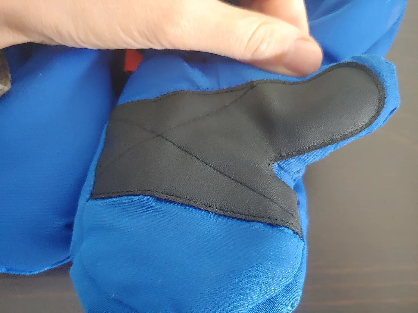 Like new Kombi Mittens-3-4 years image indicator(5)