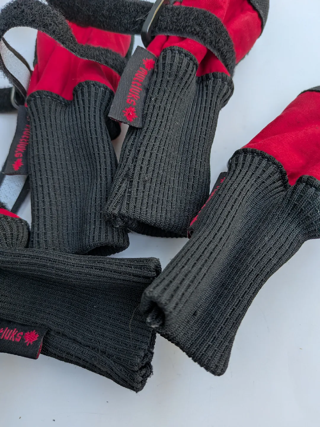 Muttluks Dog Boots - Red & Black image indicator(4)