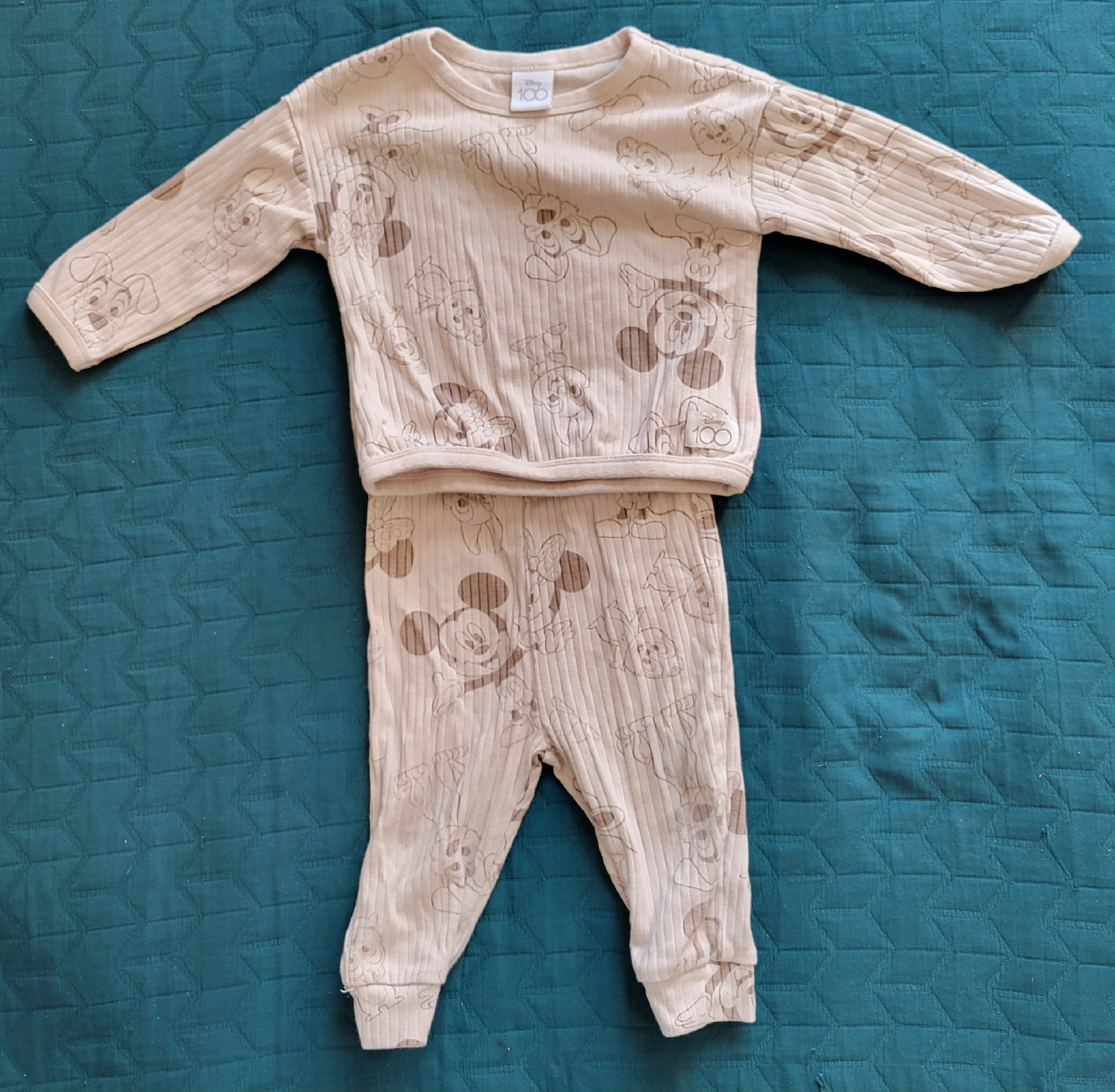 Bundle: Baby Clothes - Size 6-12 Months