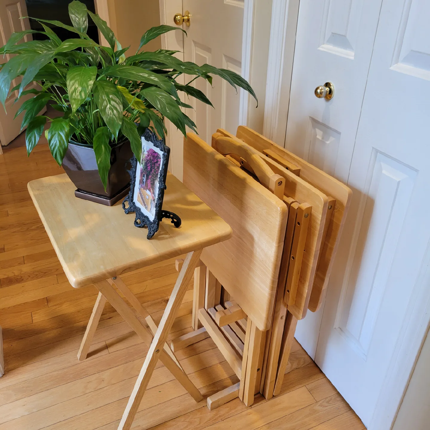 Set Of 4 Solid Wood Foldable TV Dinner Tray Table W/StorageStand