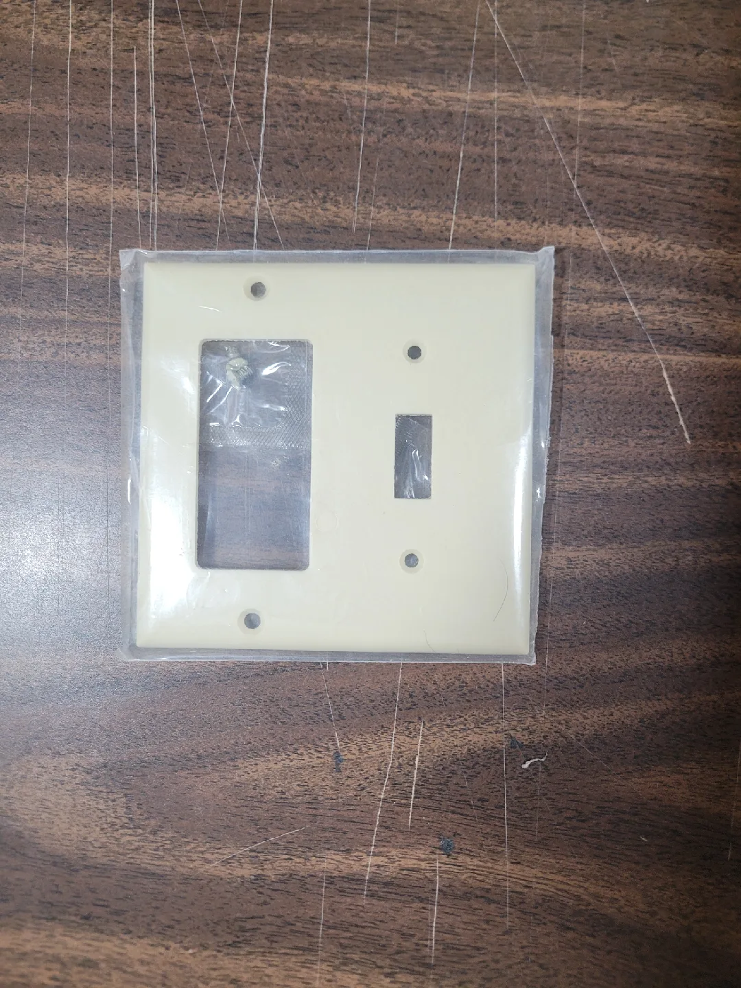 New Ivory Light Switch Cover Plate thumbnail