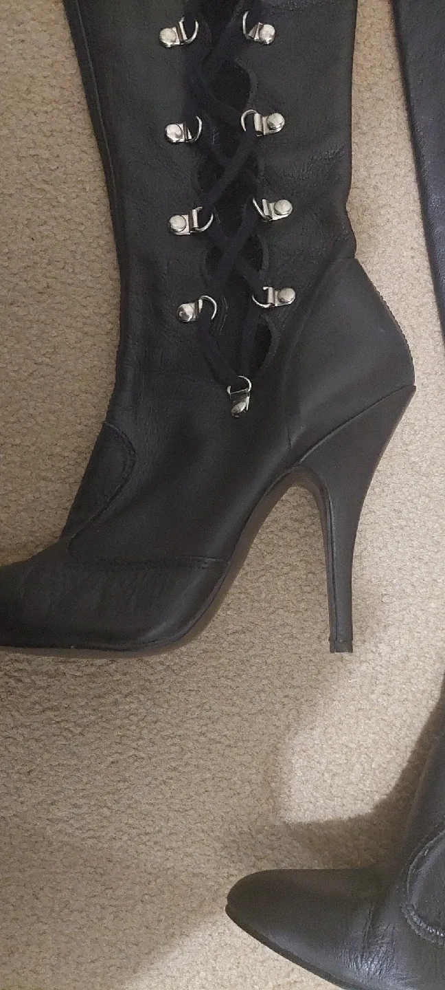 Black Lace-Up Thigh High Heel Boots image indicator(2)