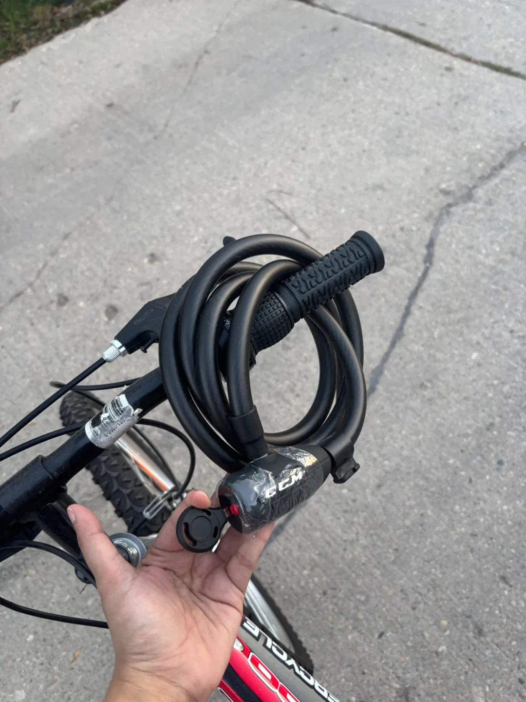 Supercycle SE 2600 Bike with Pump & Lock image indicator(4)