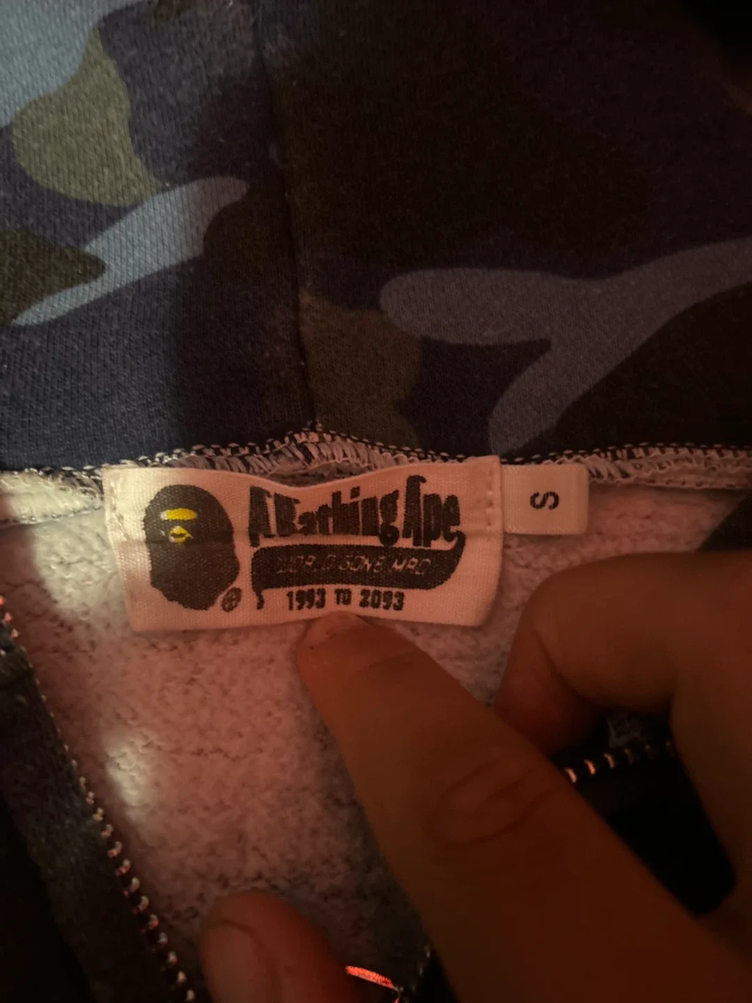 Bathing Ape (BAPE) Camo Shark Hoodie - Size S image indicator(2)