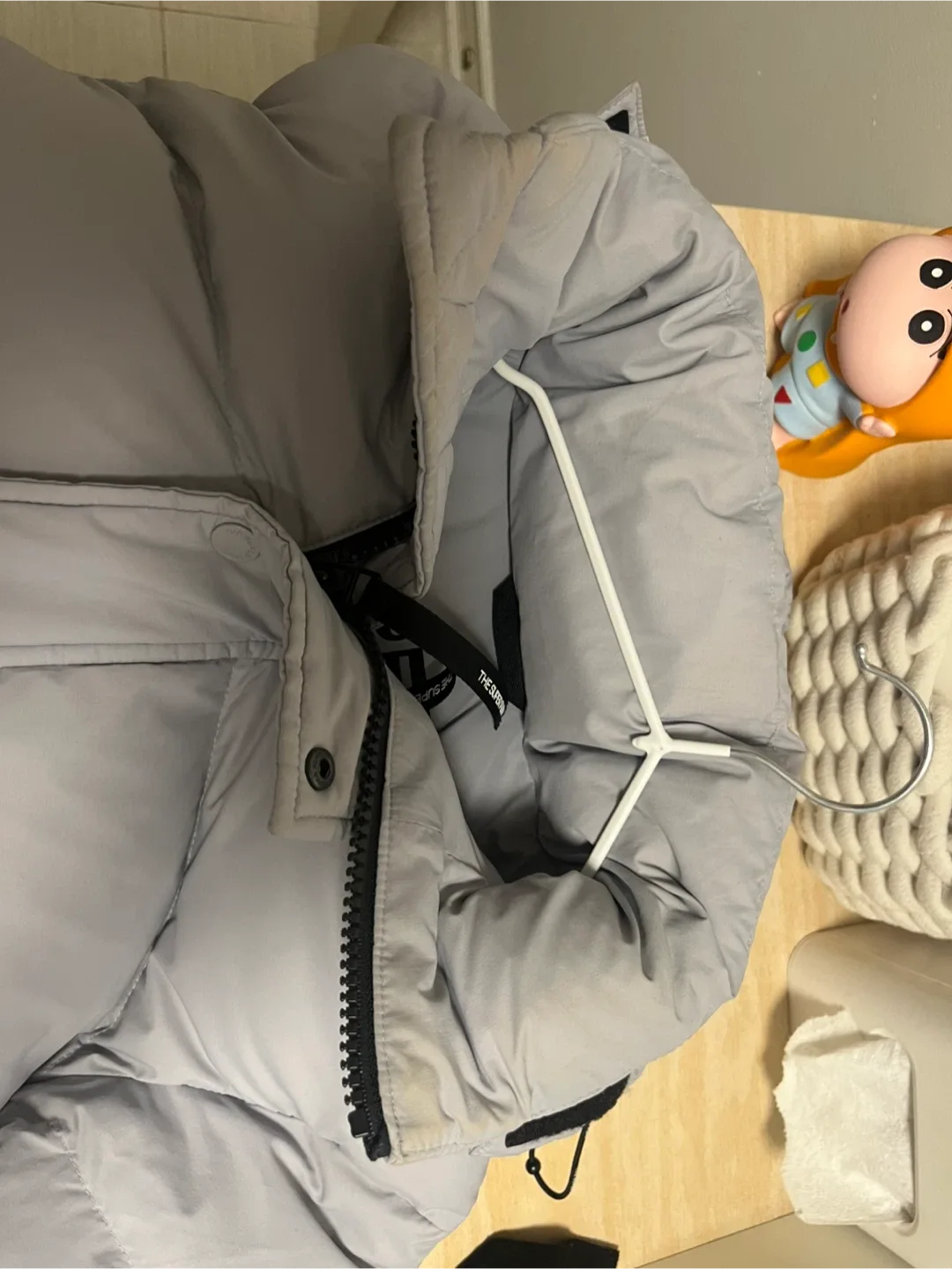 Aritzia Tna The Super Puff™ Original Marble Grey – 3XS – #103424 image indicator(4)