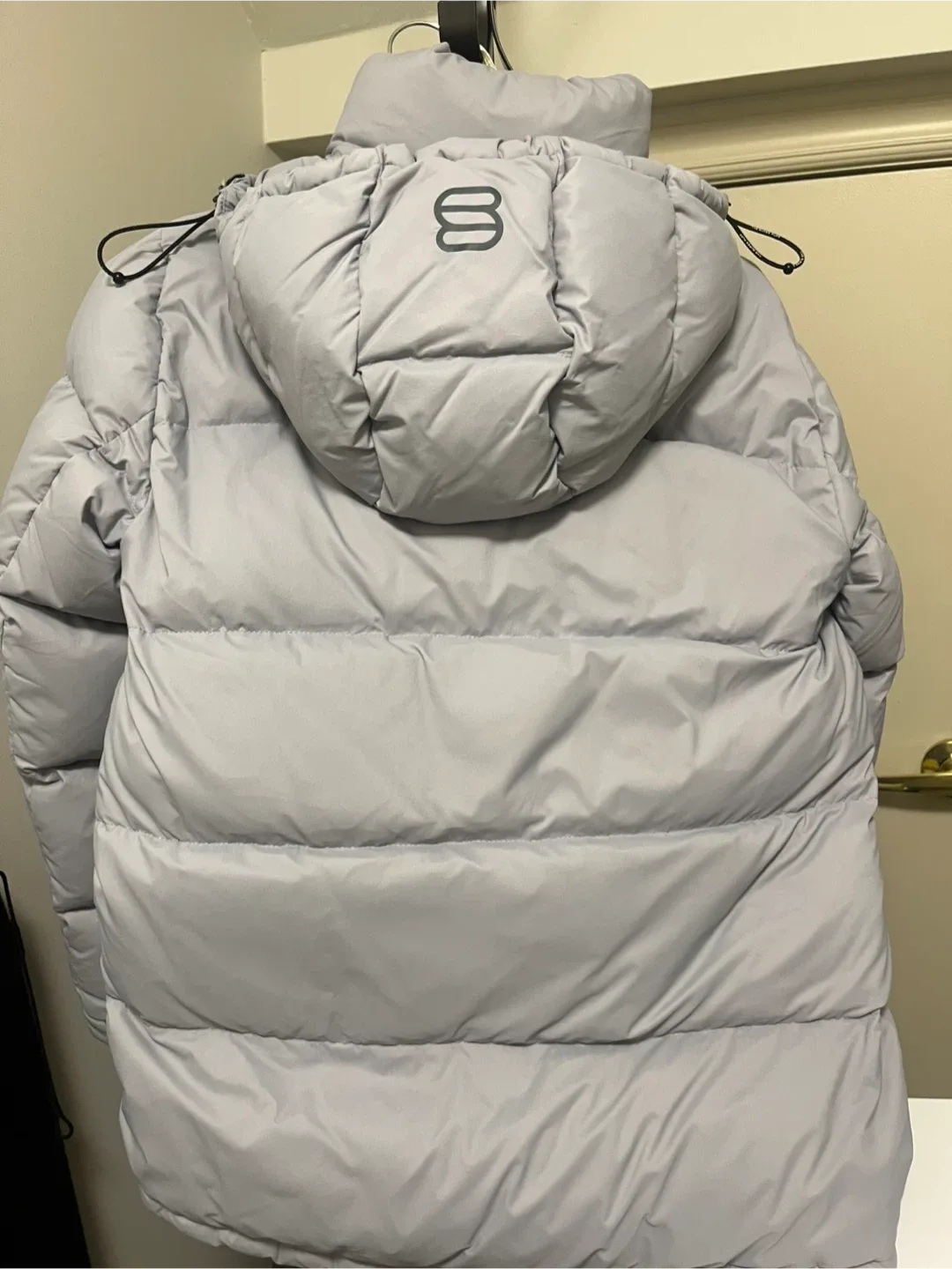 Aritzia Tna The Super Puff™ Original Marble Grey – 3XS – #103424 image indicator(3)