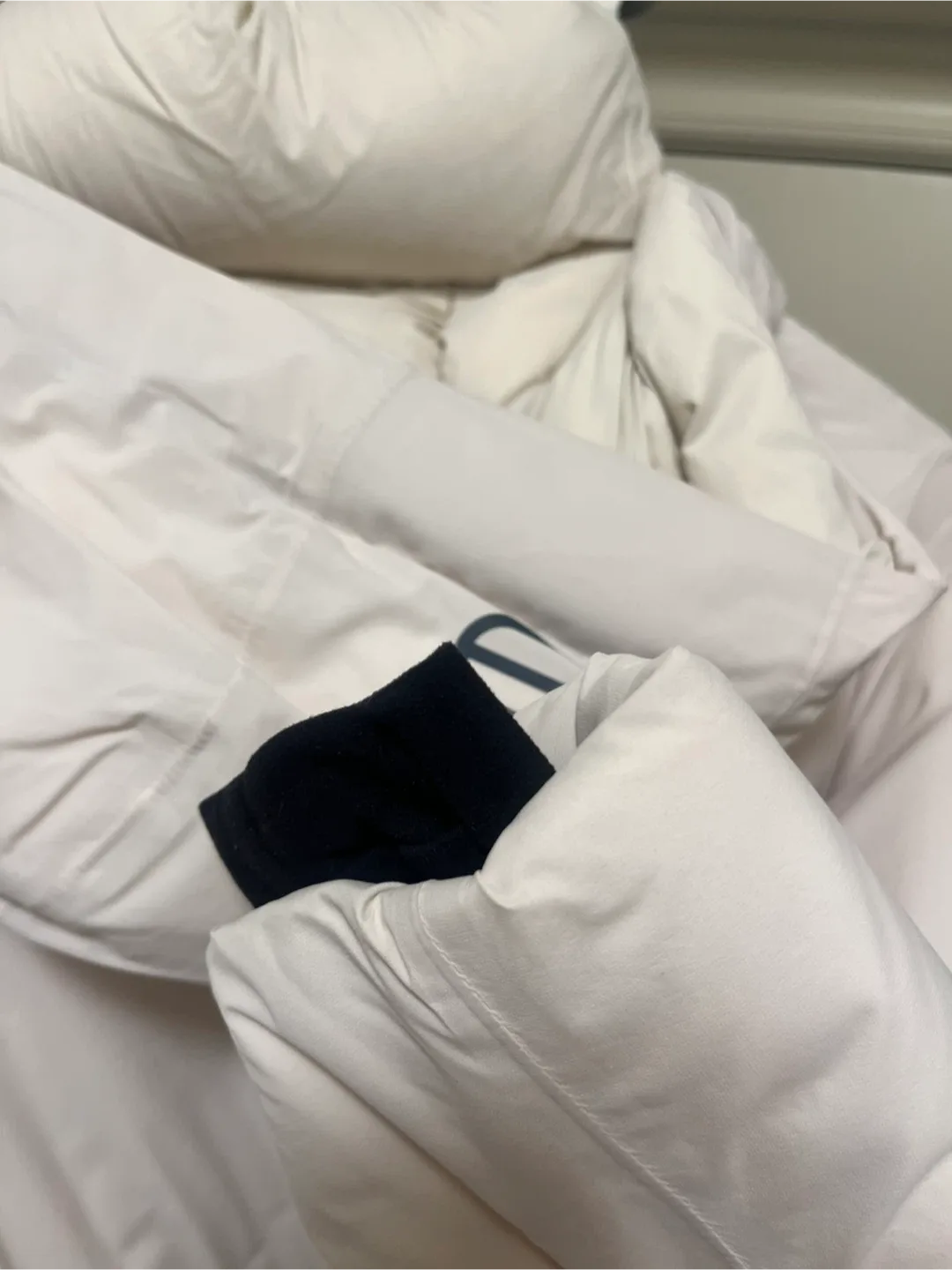 Aritzia Tna The Super One-puff₂o™ Long Matte Pearl – XXS #100866 image indicator(7)