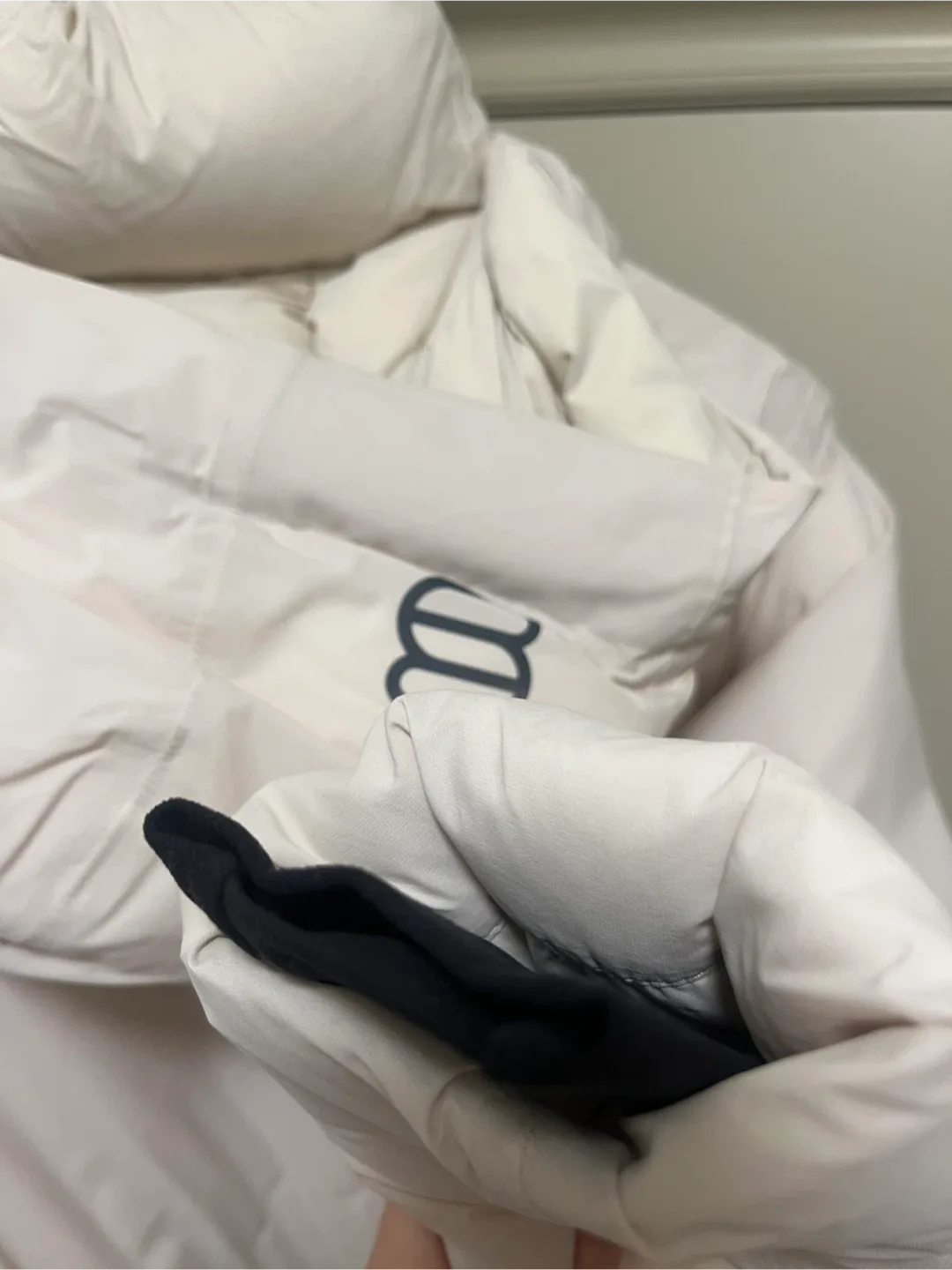 Aritzia Tna The Super One-puff₂o™ Long Matte Pearl – XXS #100866 image indicator(8)