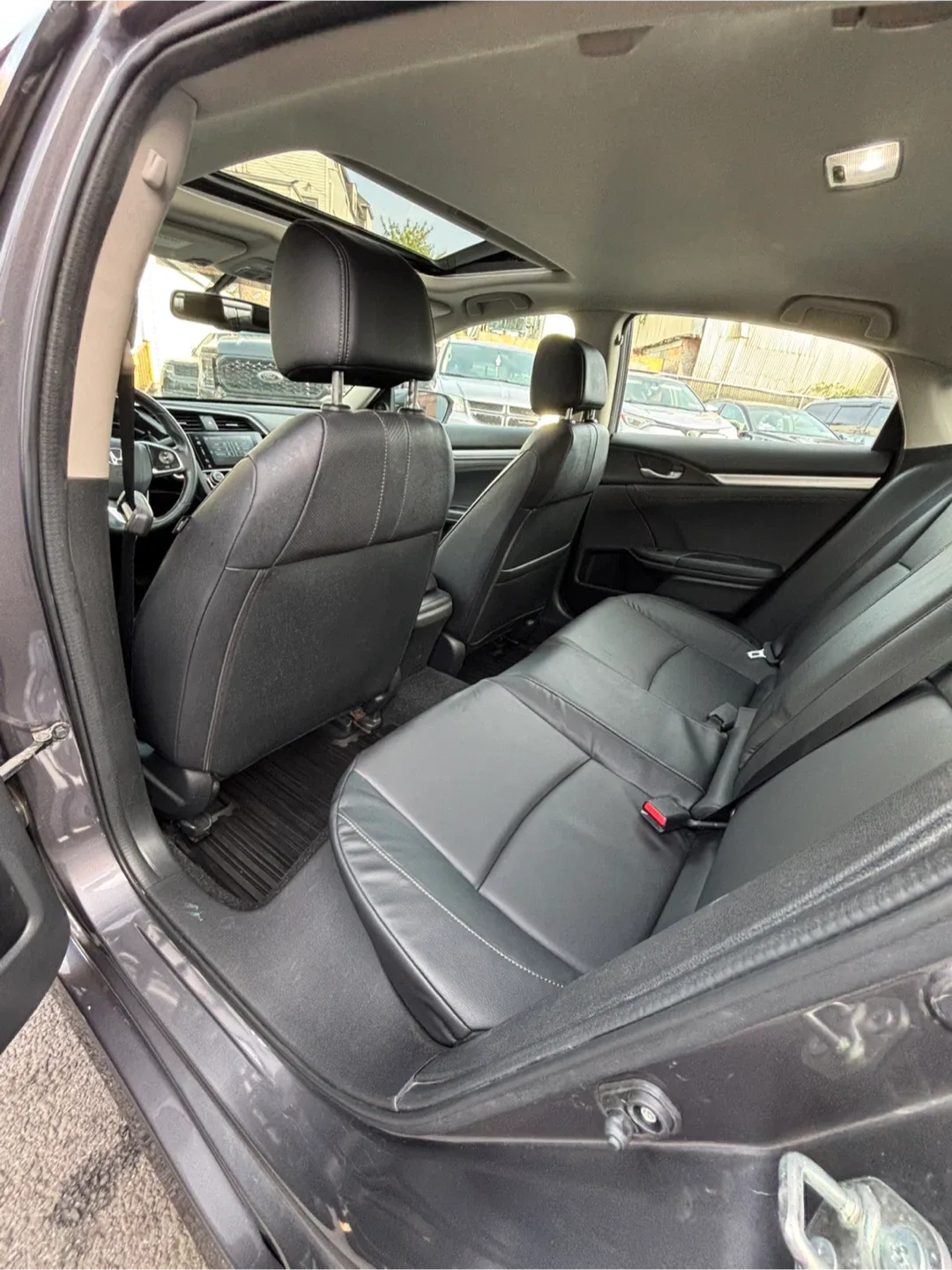 Honda Civic Ex L 2018 98k miles image indicator(7)