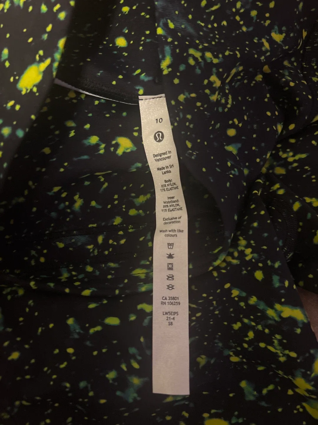 Base Pace high rise Lululemon Leggings - Size 10 image indicator(2)