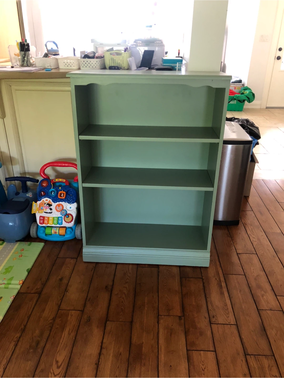 Green Wooden Bookcase - photo 3