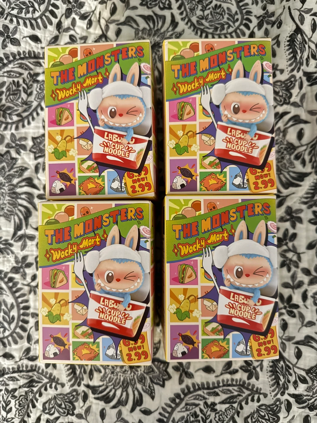 Labubu Wacky Mart  Figures - photo 3