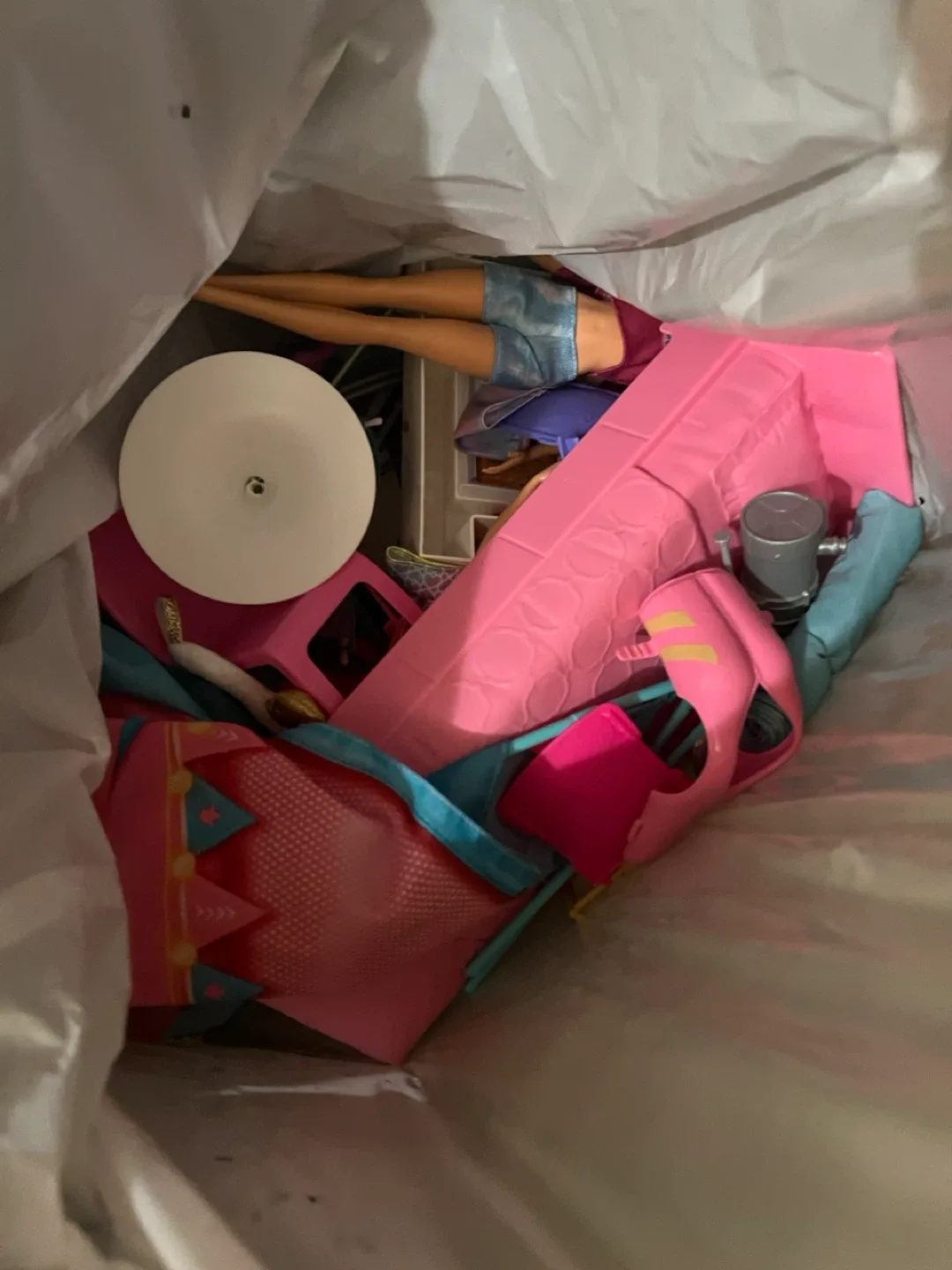 Barbie Pink Camper & Airplane Toys image indicator(6)