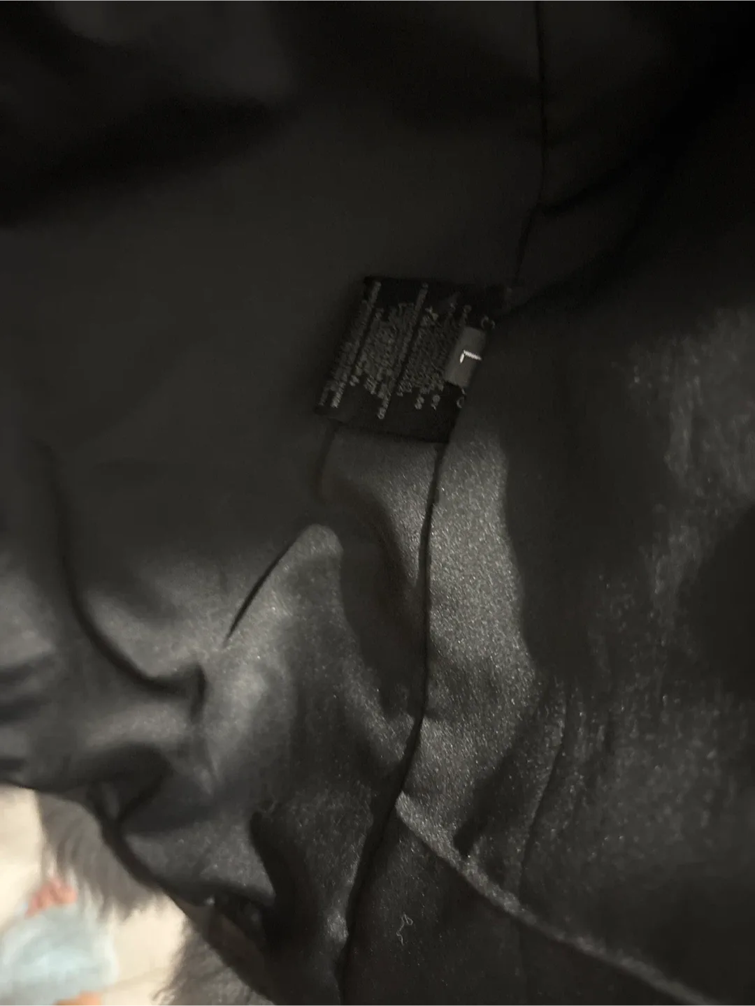 Grey Fur Coat - Size L image indicator(3)