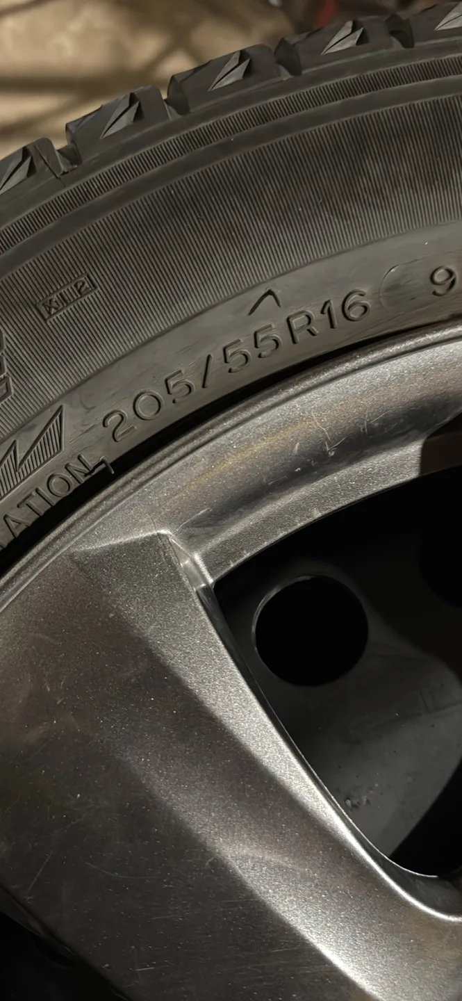 Set of 4 Winter Tires 205/55R16 off a Volvo c30 image indicator(4)