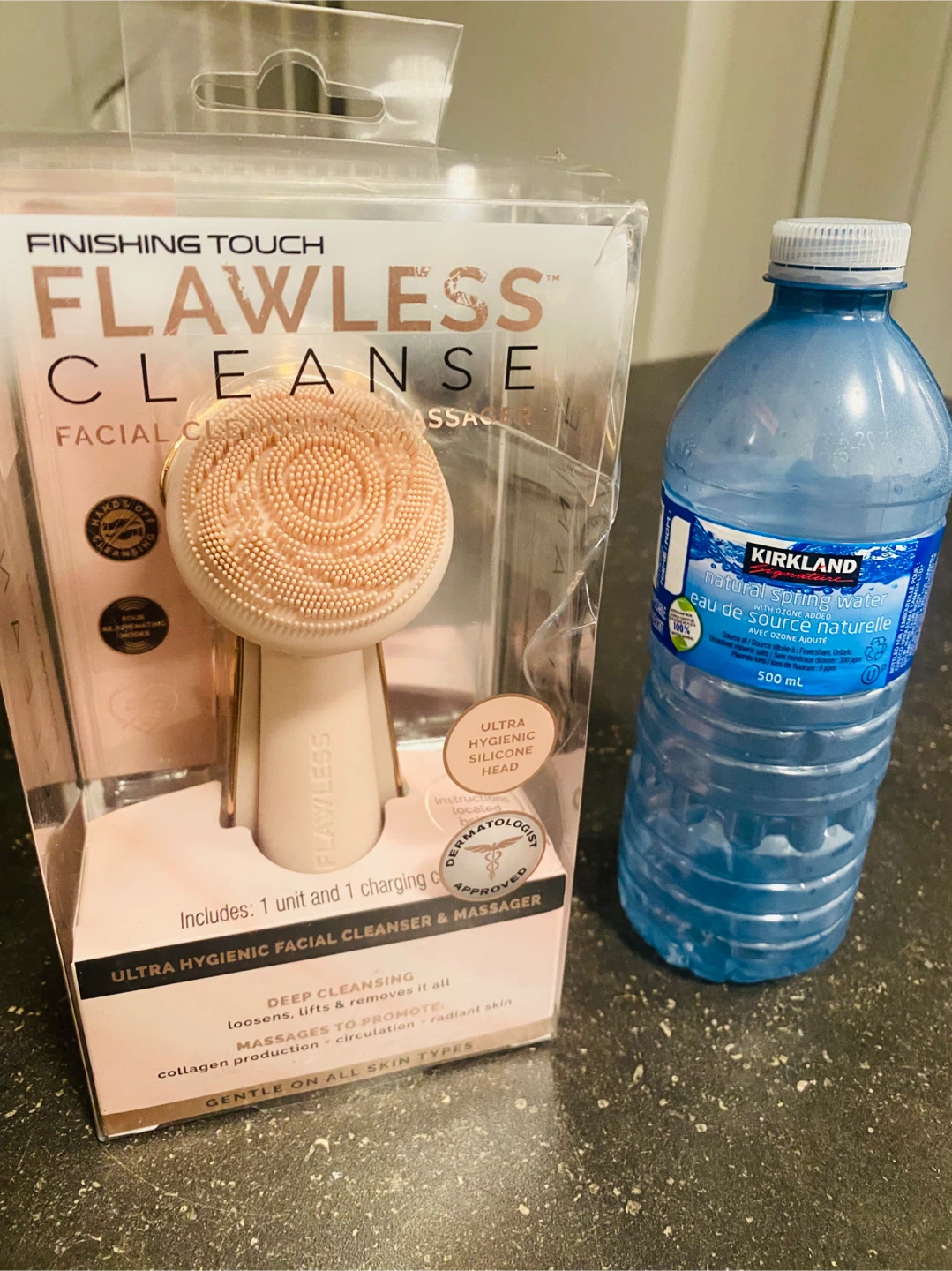 New Finishing Touch Flawless Cleanse Facial Cleanser - photo 4
