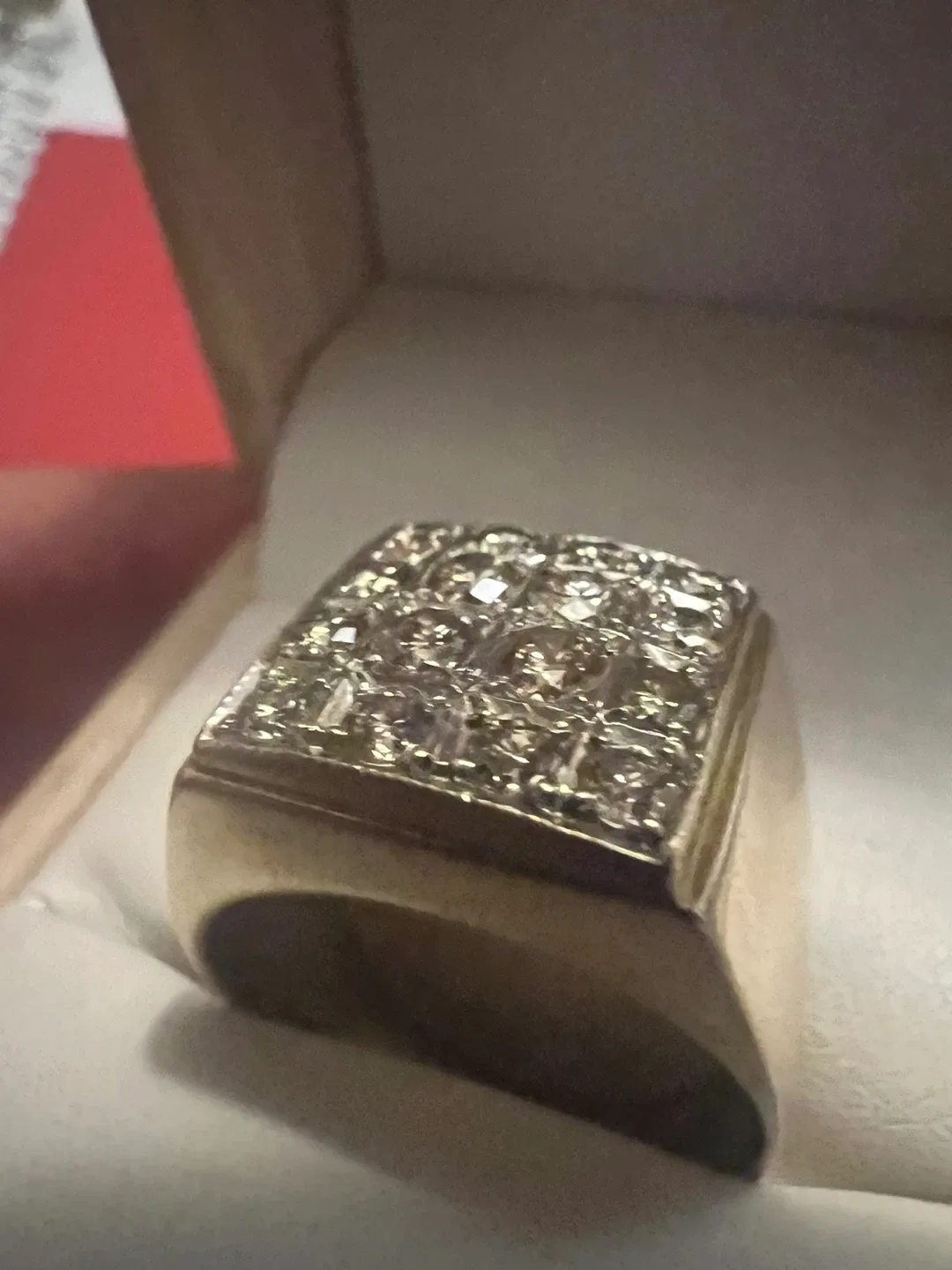 Gold & Diamond Ring - 6.9g thumbnail