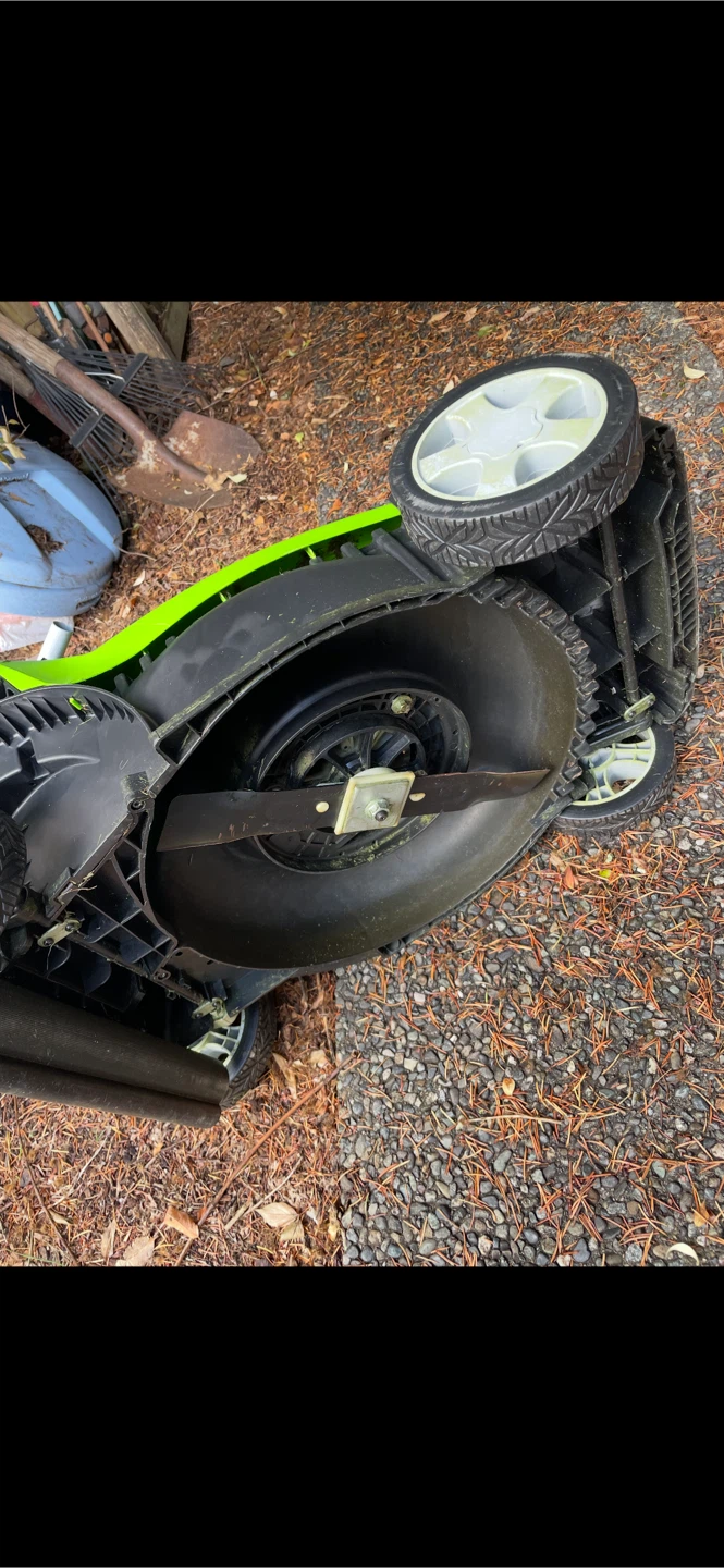 Greenworks 14-Inch Electric Lawn Mower - photo 3