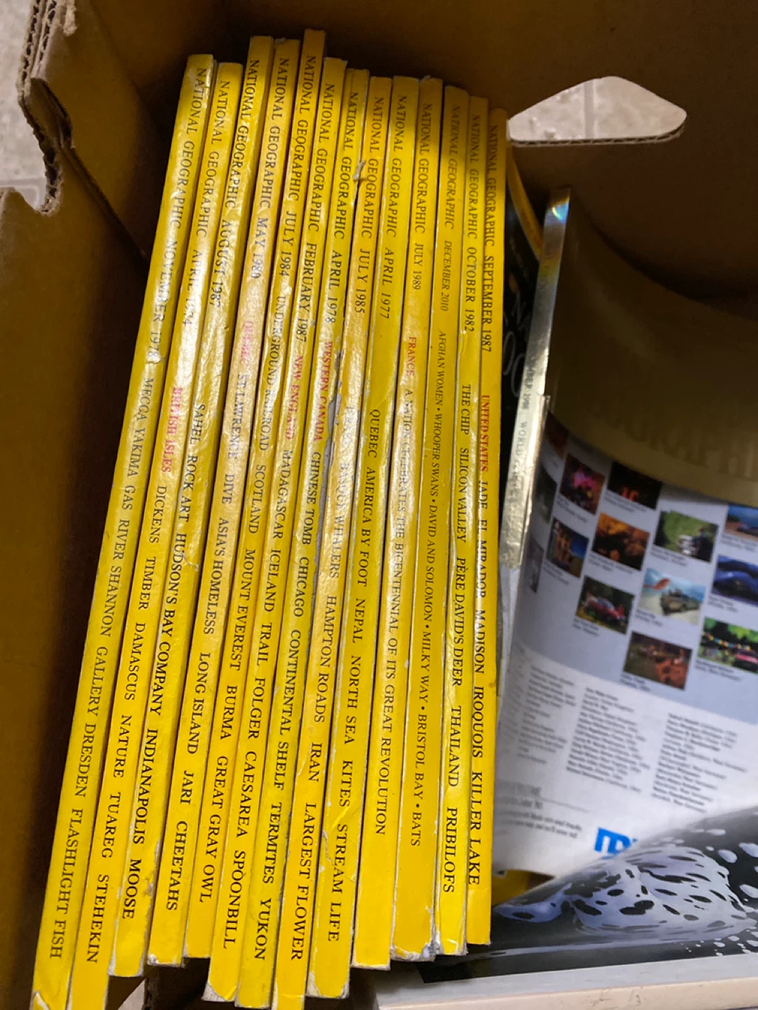 Vintage National Geographic & Reader's Digest Magazines - photo 2