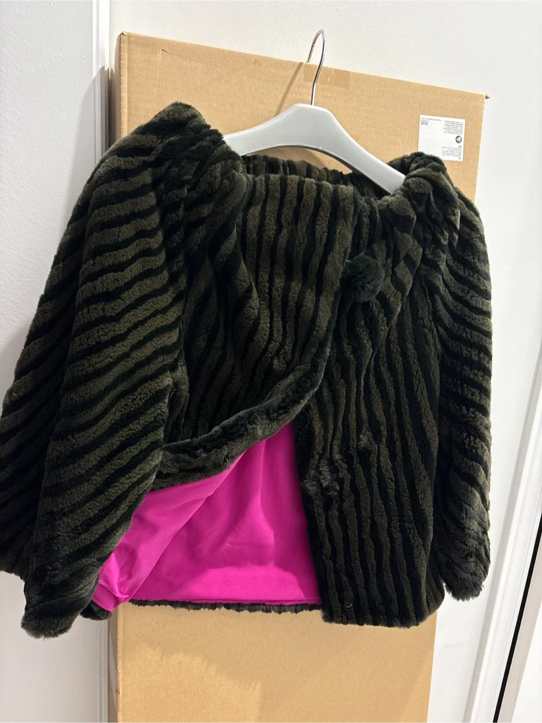 Striped Furry real mink Jacket - Green & Black image indicator(3)