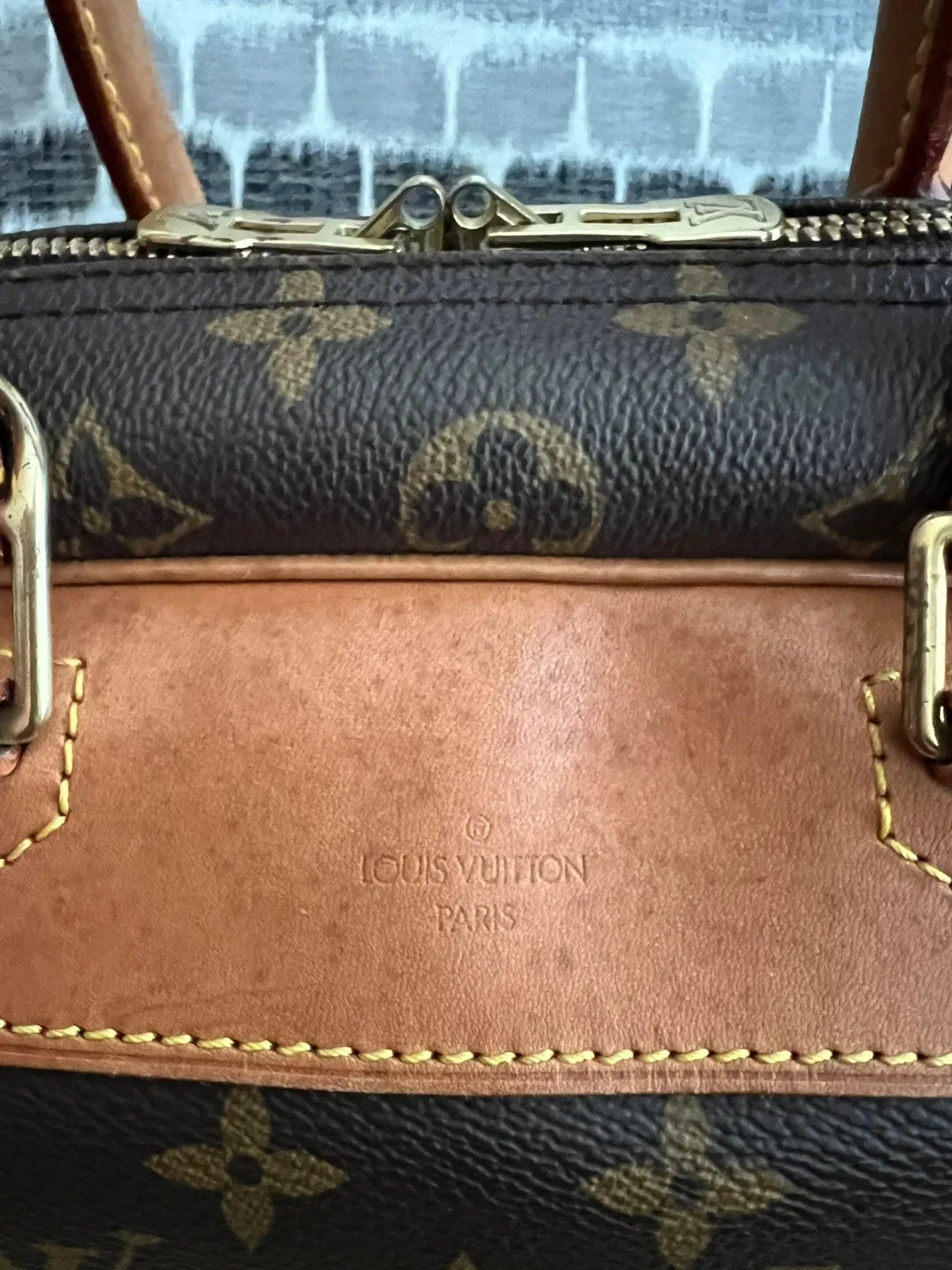 Louis Vuitton Monogram  Deauville Handbag image indicator(10)