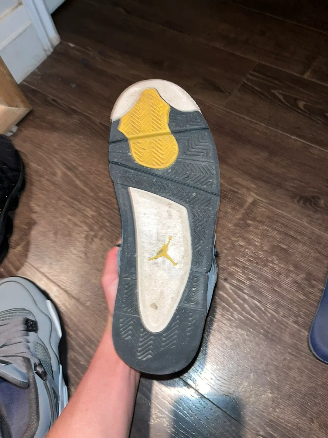 Air Jordan 4 Retro Cool Grey image indicator(6)