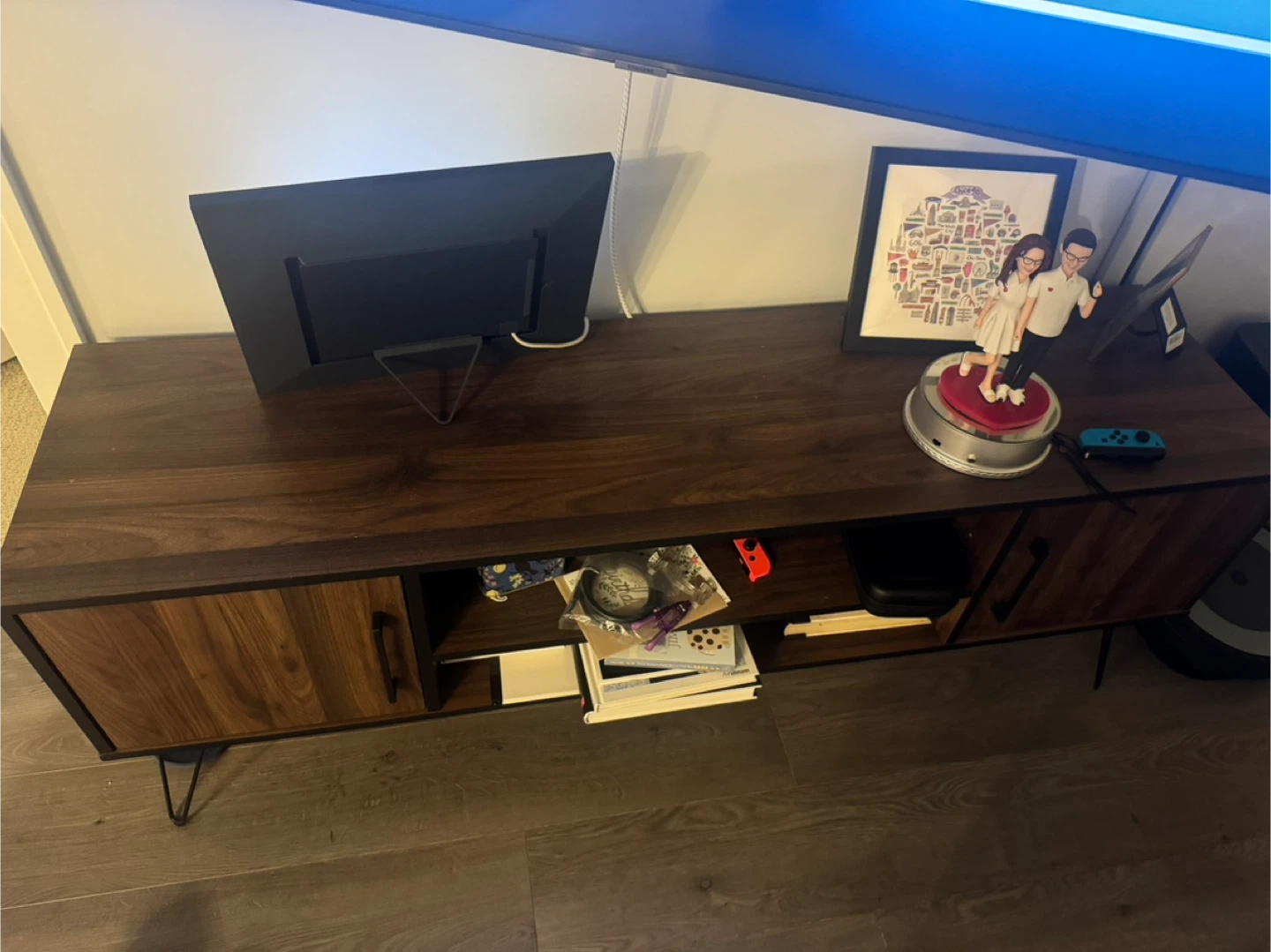 Mid-Century Modern TV Stand - 59 inch - photo 5