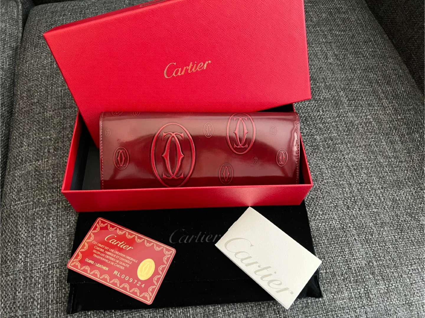 Cartier Red Patent Leather Wallet image indicator(2)