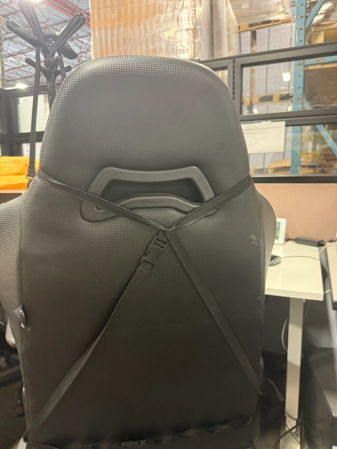 Arozzi Gaming Chair - Black good condition - photo 3